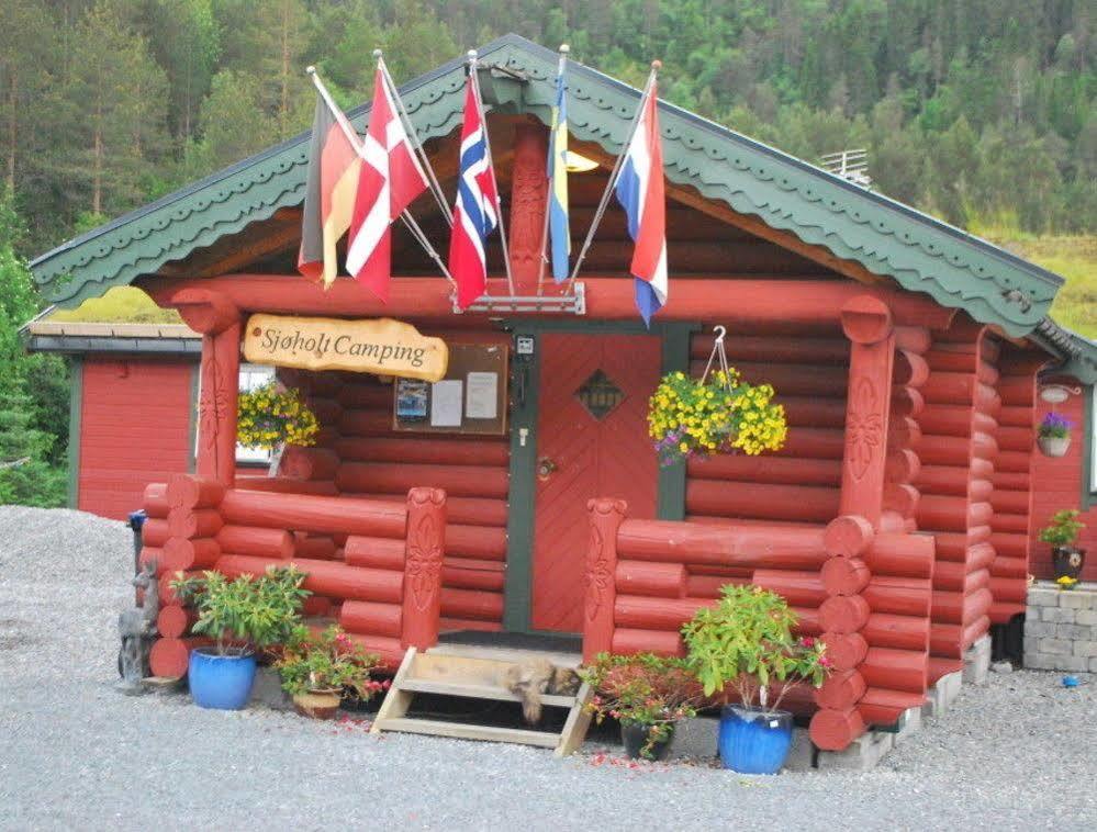 Sjoholt Camping ภายนอก รูปภาพ